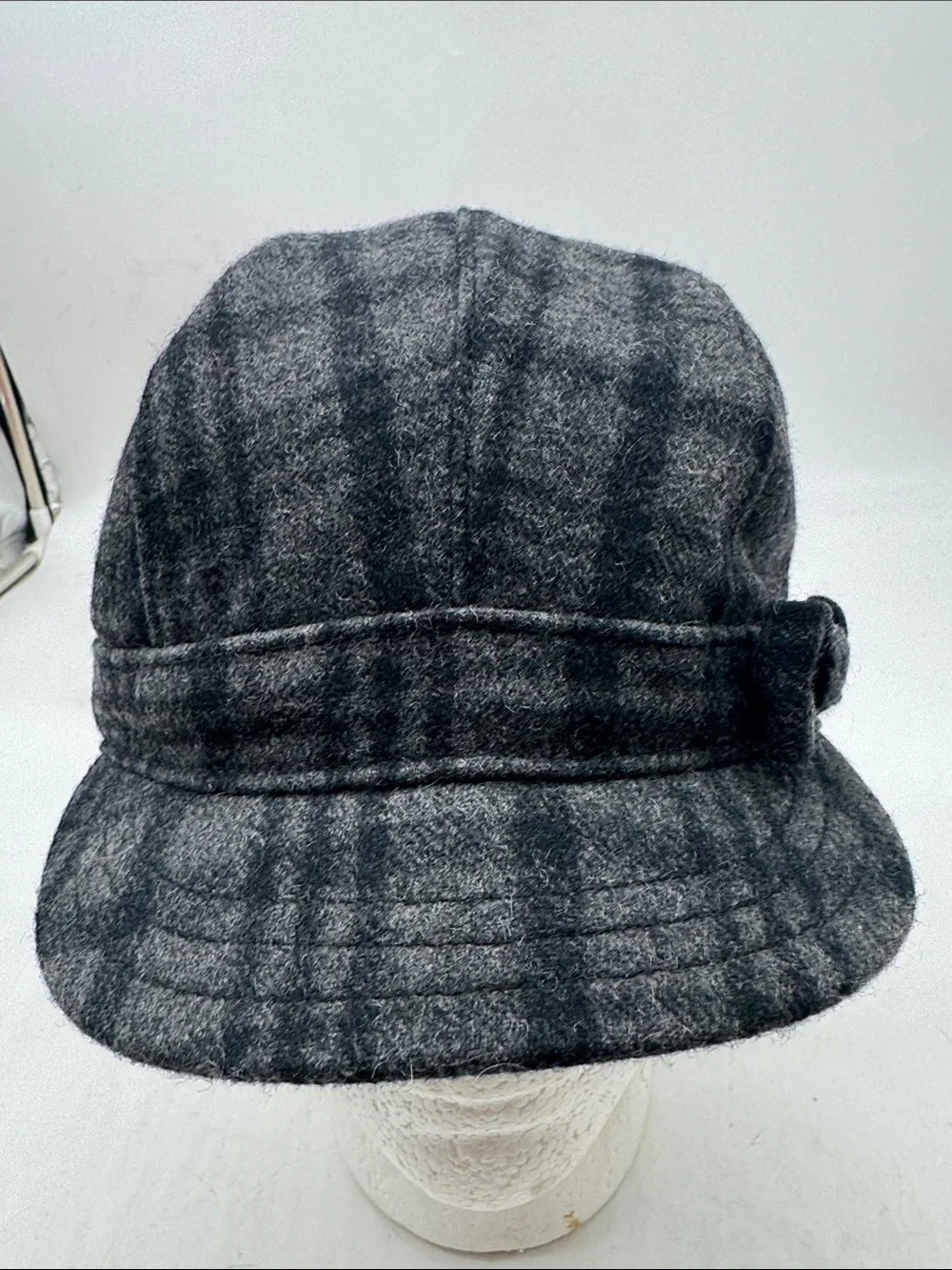 Gap Wool Blend Gray Plaid Bucket Cap Small